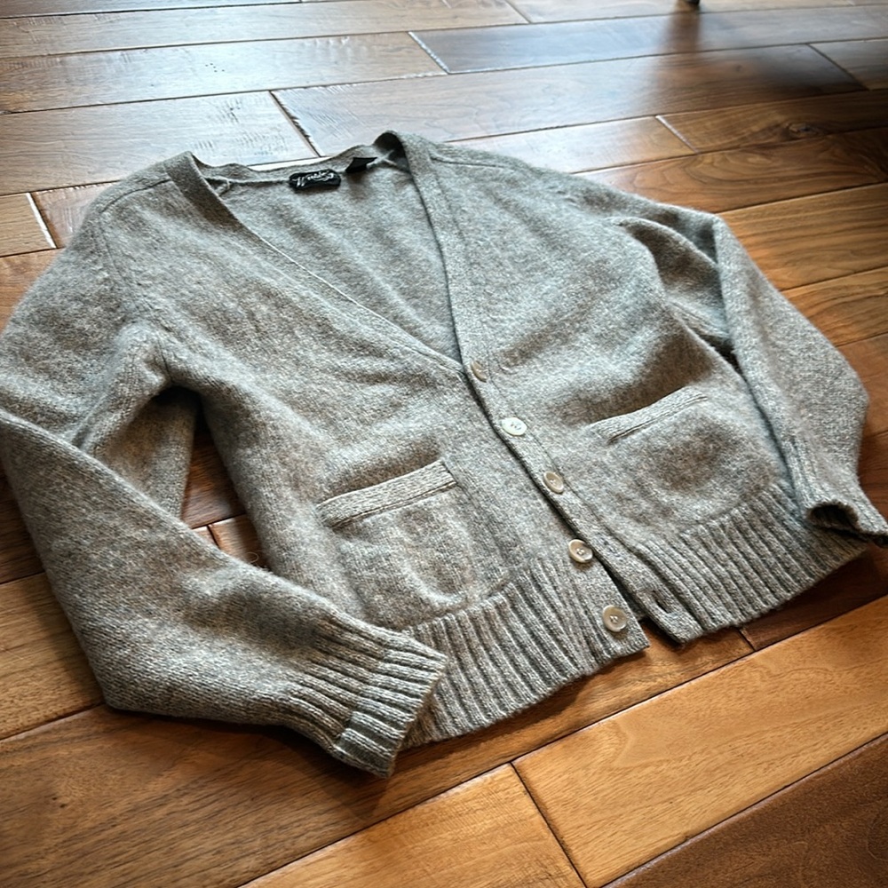 Vtg 60s Wickbury wool Gray Cardigan Sweater - Picture 4 of 4